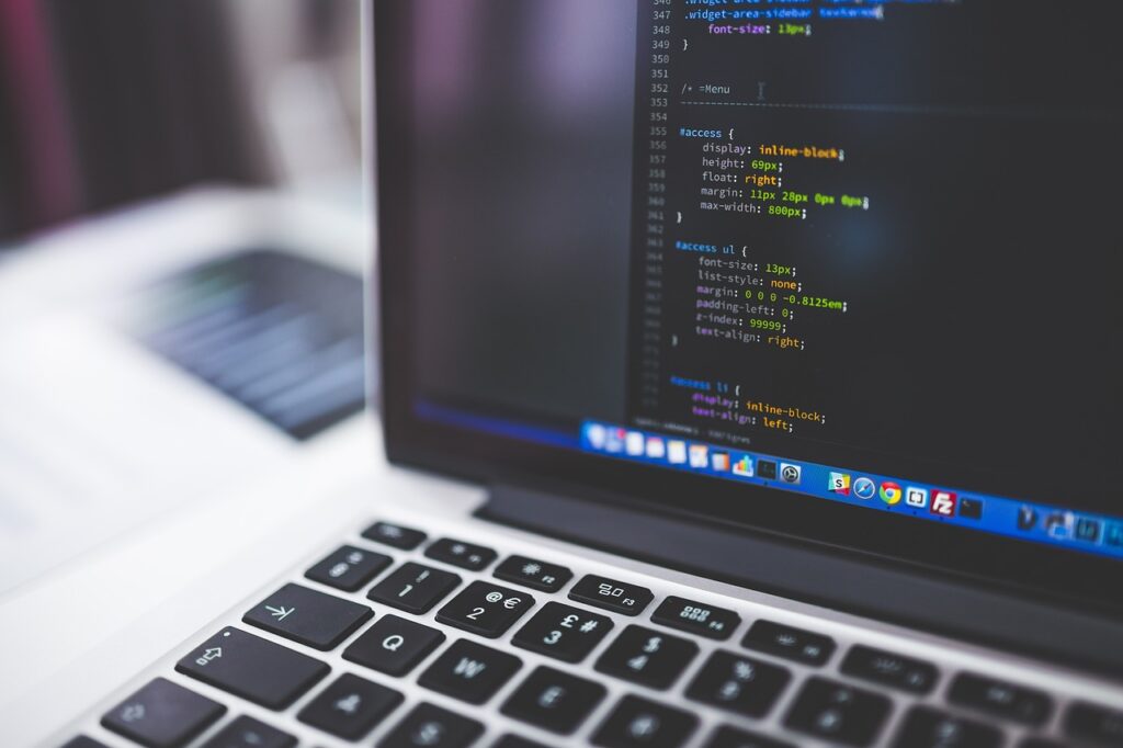 Najlepsze praktyki w programowaniu w kontekście cyklu życia oprogramowania